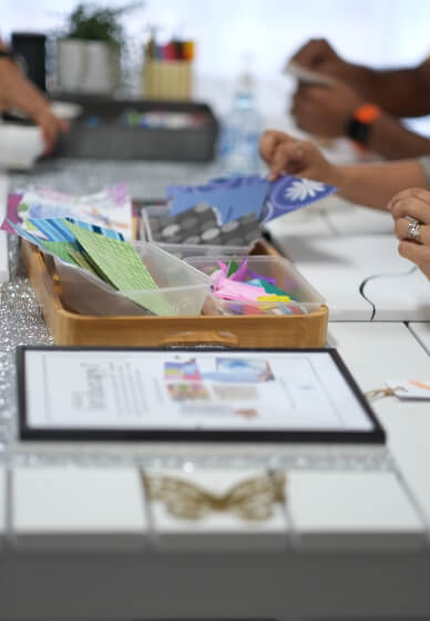 Collage of Confidence Art Therapy Workshop
