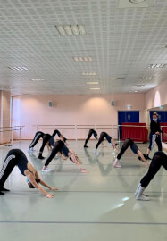 Contemporary Dance Technique and Choreography