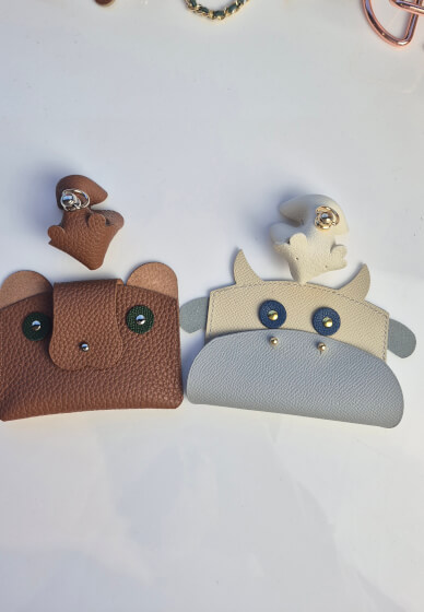 Couples Leather Craft Class: Make It Together