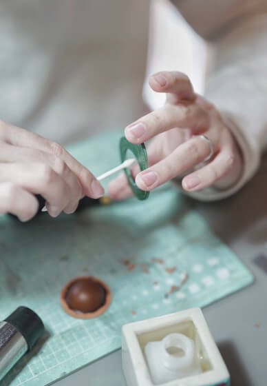 Craft an Avocado Leather Bagcharm / Keyring Workshop