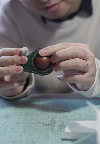 Craft an Avocado Leather Bagcharm / Keyring Workshop