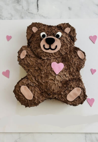 Create Your Own Shaped Cake Class