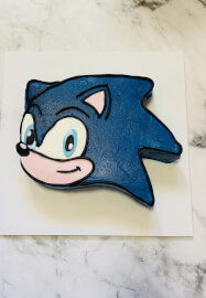 Create Your Own Shaped Cake Class