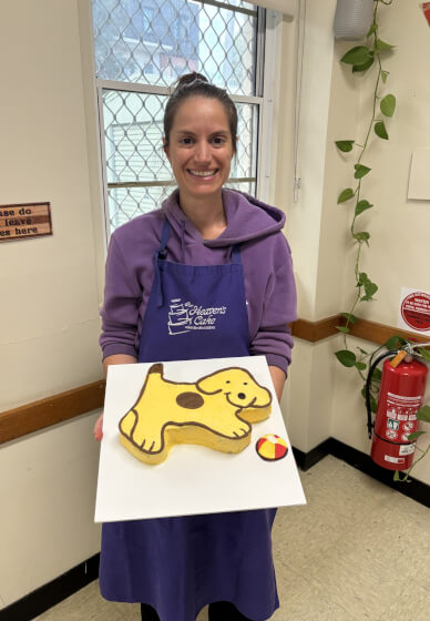 Create Your Own Shaped Cake Class