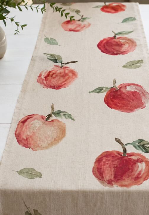Creative Fabric Painting: Design a Table Runner