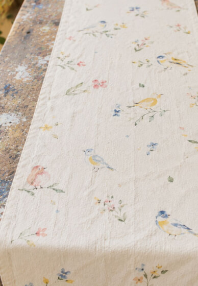 Creative Fabric Painting: Design a Table Runner