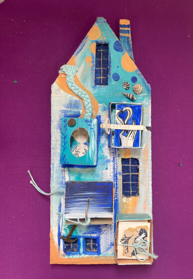 Creative Holidays in Iris Art Studio