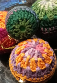 Crochet Christmas Baubles Class