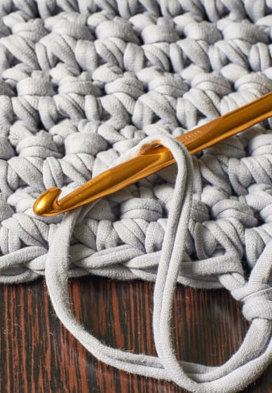 Crochet Small Bag Workshop (Recycled T‑Shirt Yarn)