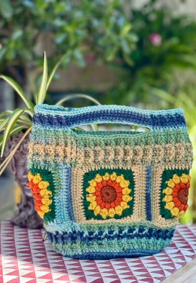 Crocheting Class: from Sunflower Granny Square to Bag