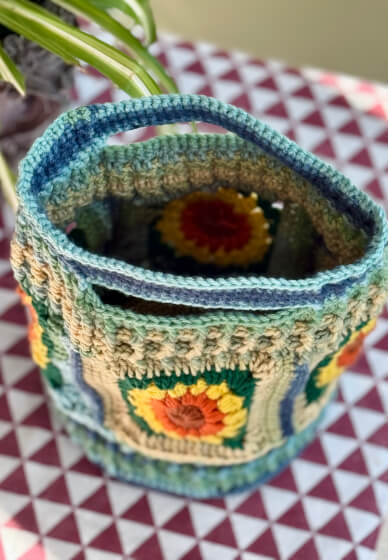 Crocheting Class: from Sunflower Granny Square to Bag