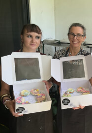 Cupcake Decorating Class: Easter Gift Box