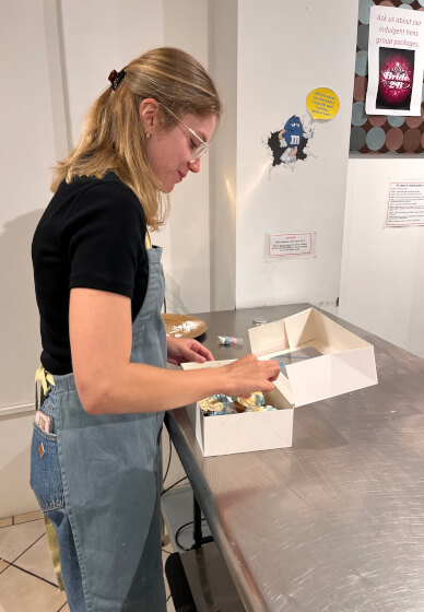 Cupcake Decorating Class: Swiss Meringue Buttercream