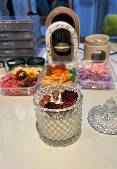 Custom Dried Flower Scented Candle Workshop