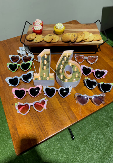 Custom Sunglasses Decorating Workshop