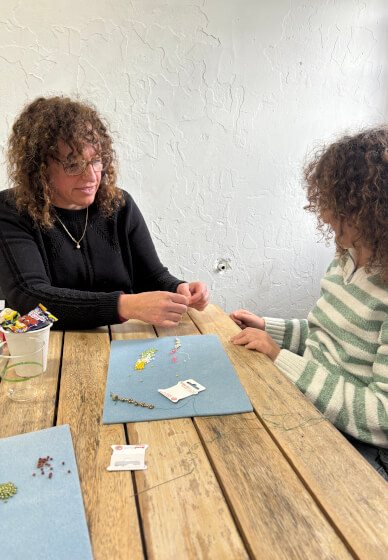 Beaded Daisy Chain Jewellery Making Class