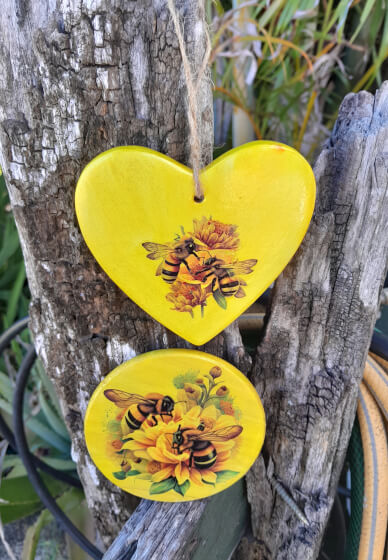 Decorating China with Mixed Media and Embellishment Workshop
