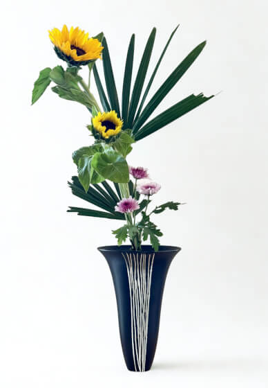 Discover the Art of Japanese Ikebana Workshop