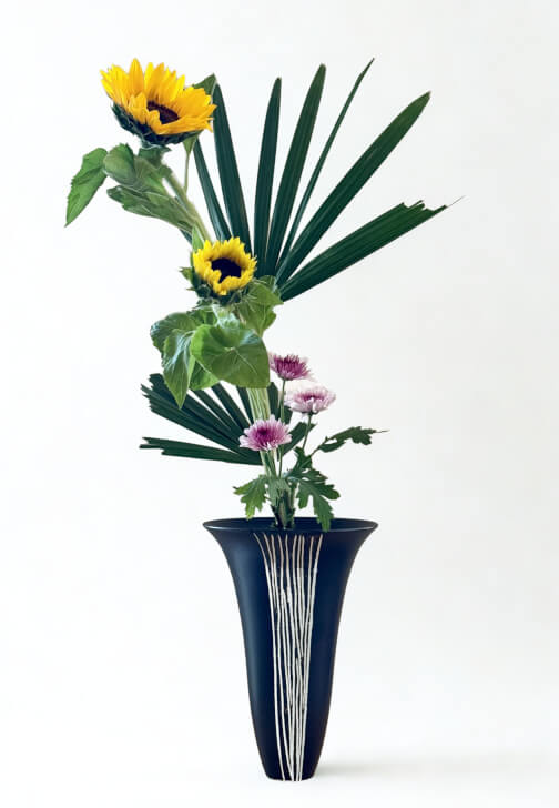 Discover the Art of Japanese Ikebana Workshop