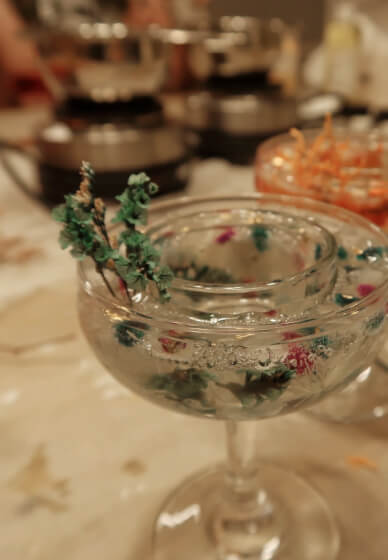 DIY Crystal Candle Cup Workshop with Preserved Flowers