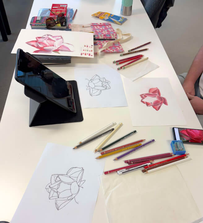 Drawing a Rose in Coloured Pencils Class