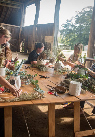 Dried Flower Arrangement Workshop