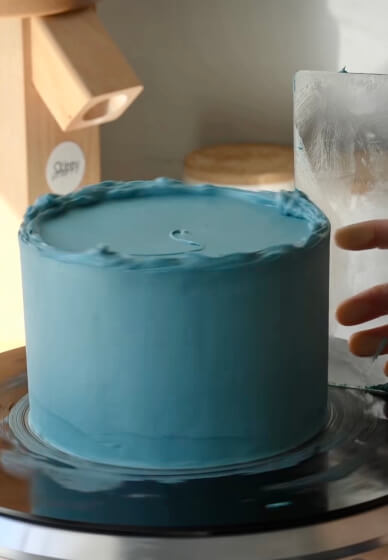 Elegant Buttercream Ruffle Cake Workshop