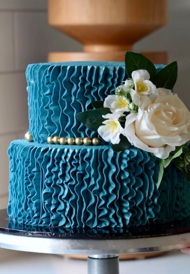 Elegant Buttercream Ruffle Cake Workshop