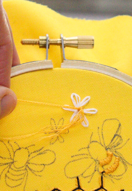 Embroidery for Beginners: Bees in Honeycomb Workshop