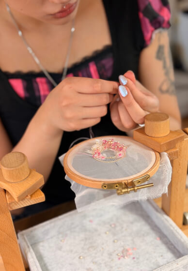 Embroidery Workshop: Flower Wreath Brooch
