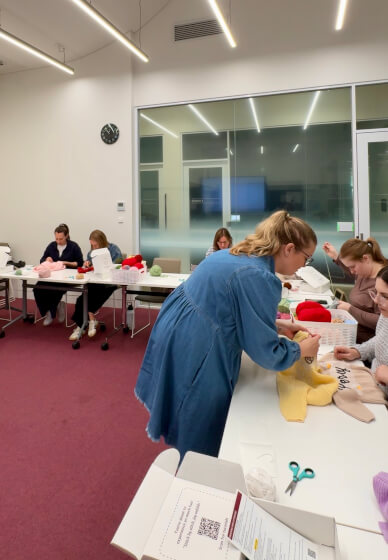 Experienced Embroidery Class: Build Your Skills on Knitwear