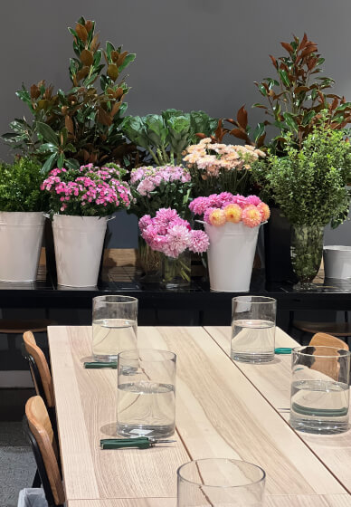 Farmer–Florist Workshop: Garden Style Vase Arrangement