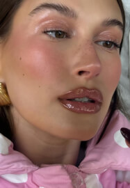 Faux Freckle Sunkiss Makeup Workshop