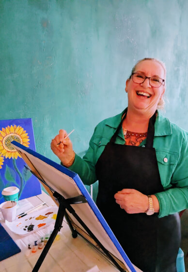 Floral Burst Paint and Sip Class