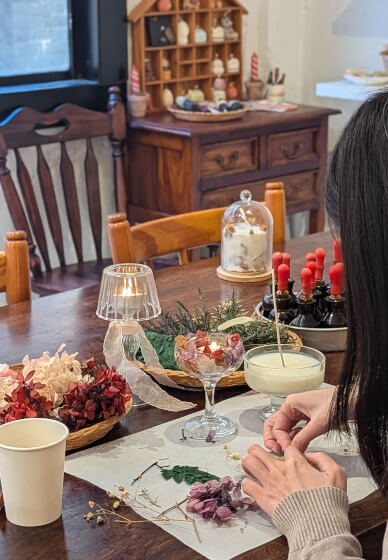 Floral Candle Making Workshop