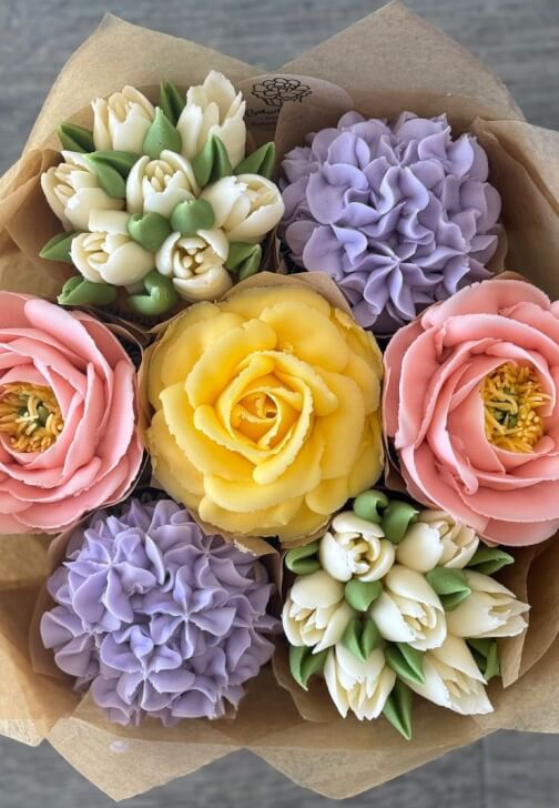 Floral Cupcake Bouquet Workshop: Buttercream Blooms Class