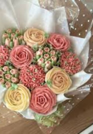 Floral Cupcake Bouquet Workshop: Buttercream Blooms Class