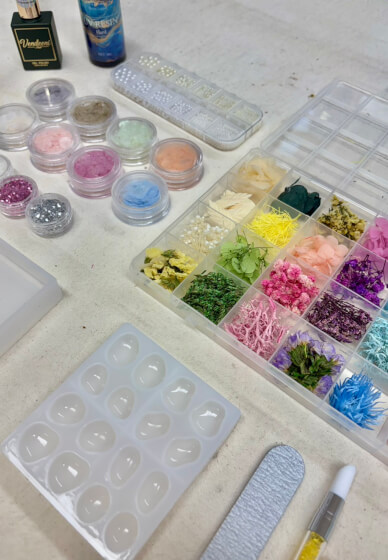 Floral Earring Resin Jewellery Workshop