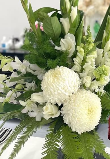 Floristry Workshop: Freestyle Vase for Beginners