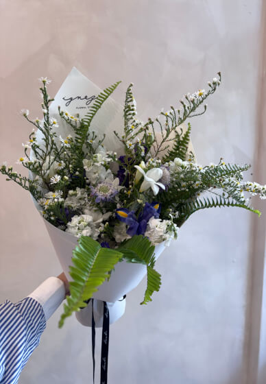 Floristry Workshop: Hand Tied Flower Bouquets