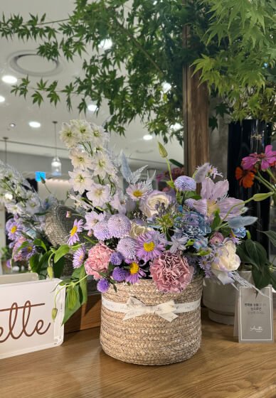 Floristry Workshop - Hat Box Arrangement