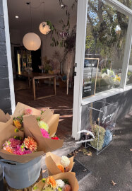 Floristry Workshop - Hat Box Arrangement