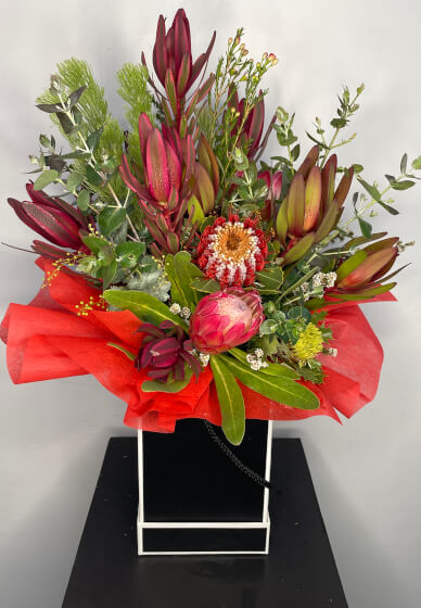 Floristry Workshop: Native Floral Hat Box