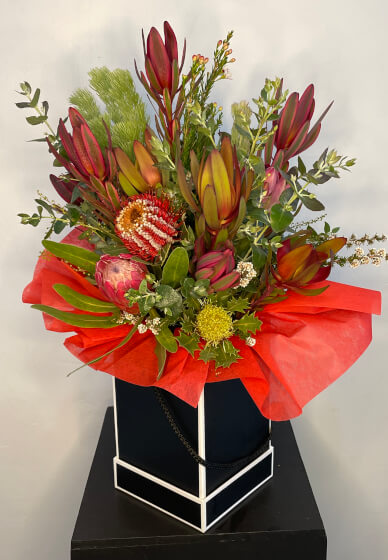 Floristry Workshop: Native Floral Hat Box