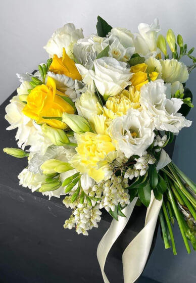 Floristry Workshop: Spiral Stemmed Posy
