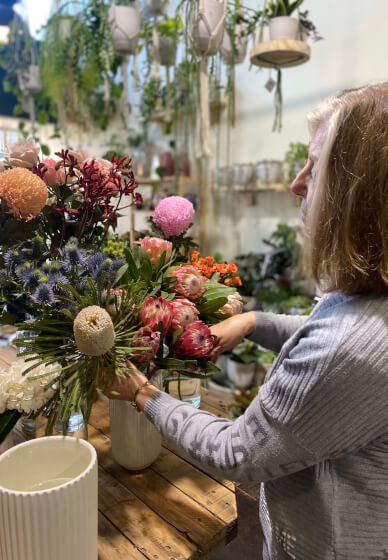 Flower Arranging Workshop: Sweet Pea Spring (BYO Vase)