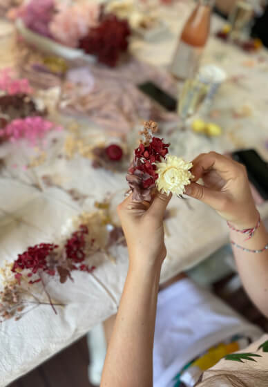 Flower Crown Hens Experience Melbourne | Create, Wear and Celebrate