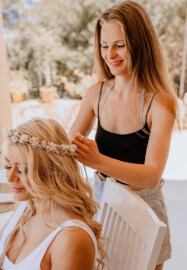 Flower Crown Workshop: Queens Get Crowned