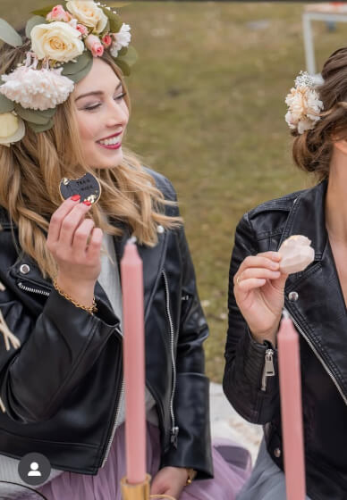 Flower Crown Workshop: Queens Get Crowned