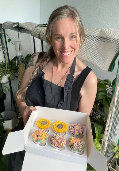 Flower Cupcake Decorating Class for Beginners